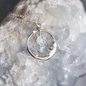 Opal Moon Necklace, Silver Moon Necklace, Opal Star Necklace, Celestial Wedding, Celestial Jewelry, Birthday Gift, Gift for Her, Starburst