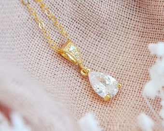 Dainty Teardrop Necklace, Gold Crystal Necklace, April Birthstone, Boho Bridal Necklace, Bridesmaids Necklace, Gold Filled Necklace, For Her
