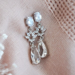 Silver Wedding Earrings, Boho Bridal Earrings, Teardrop Earrings, Bridesmaids Earrings, Leaf, Woodland Wedding, Birthday Gift, Gift for Mom