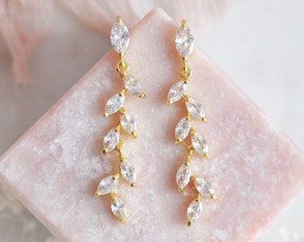 Leaf Earrings, Vine Earrings, Boho Bridal Earrings, Woodland Wedding, Modern Bridal Earrings, Bridesmaids Earrings, April Birthstone,Crystal