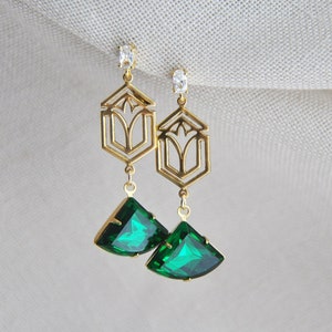 Emerald Green Art Deco Earrings, Vintage Style Earrings, Geometric Earrings, Modern Bridal Jewelry, Boho bride, Fan Earrings, Winter Forest