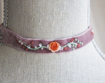 Velvet Choker, Pink Flower Choker, Vintage Choker, Flower Necklace, Floral Necklace, Boho Jewelry, Flower Jewelry, Cottagecore, Layering