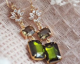 Boucles d'oreilles de mariée bohème, mariage dans les bois, boucles d'oreilles olivine, marron noisette, mariage rustique, mariage en montagne, mariage d'automne, boucles d'oreilles florales, cadeau