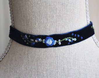 Velvet Choker, Blue Flower Choker, Vintage Choker, Flower Necklace, Boho Jewelry, Flower Jewelry, Blue Necklace, Something Blue, Cottagecore