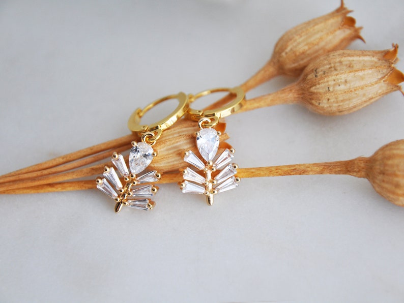 Leaf Earrings, Gold Hoop Earrings, Botanical Earrings, Woodland Wedding, Boho Bridal Earrings, Rustic Wedding, Pampas Wedding, Bridesmaids image 9