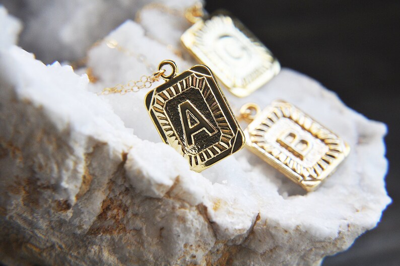 Vintage Style Radiant Necklace,Boho Letter R Jewelry Initial R Necklace R Necklace Letter R Necklace Square Medallion Gold R Necklace