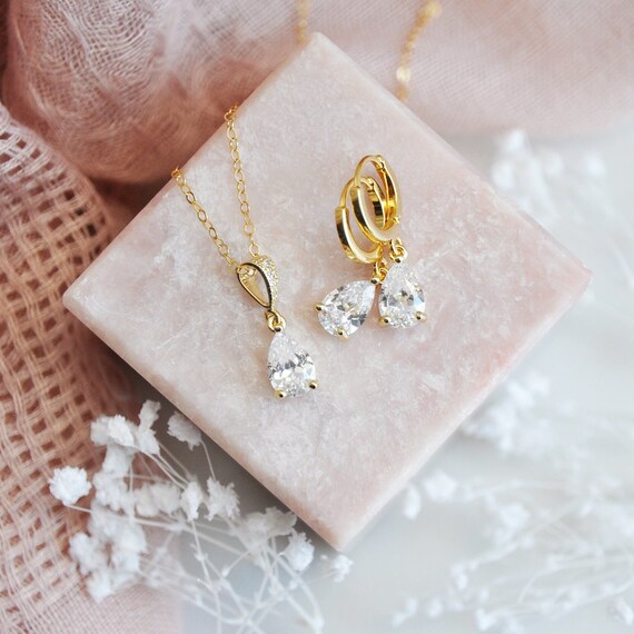 Dainty cheap teardrop earrings