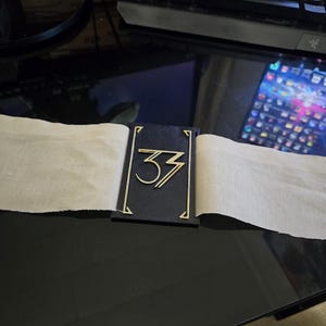 Expedition 33 Armband