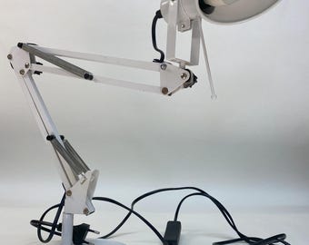 Articulated stretcher lamp