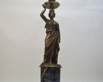 Aphrodite Lamp