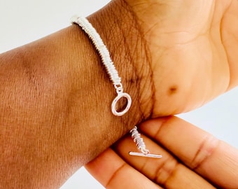 Minimalistisches Silberkettenarmband: Wasserdichter Gliederschmuck