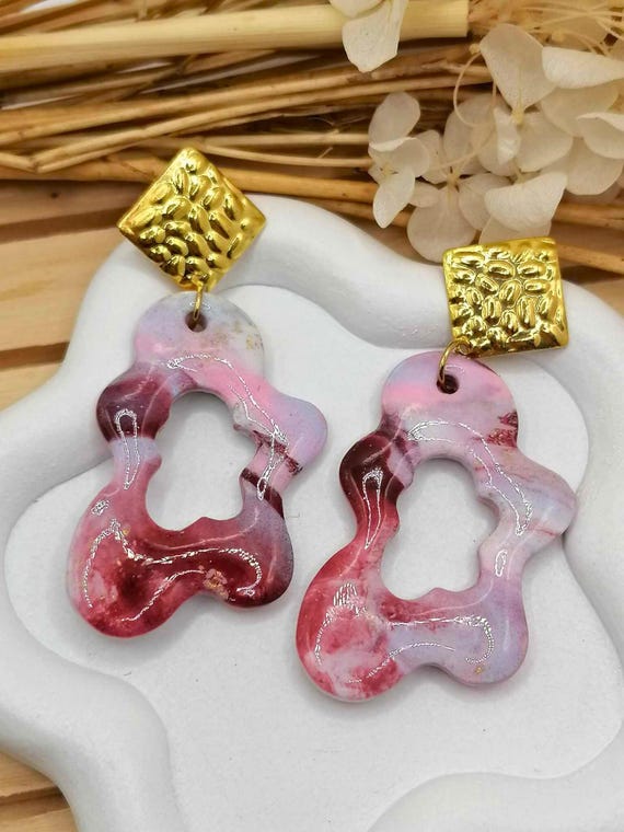 Abstract pink marbled earrings – Gold findings – Artistic polymer style – Unique handmade – Women's gift