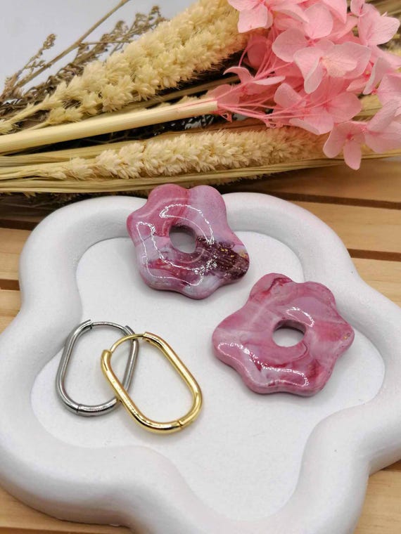 Plum and pink marbled flower earrings – Modern organic design – Unique handmade – Women’s gift
