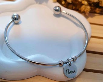 Personalized adjustable stainless steel bangle bracelet – Engraved with first name, initials or message – Gift for women, couple bracelet, mother, friend