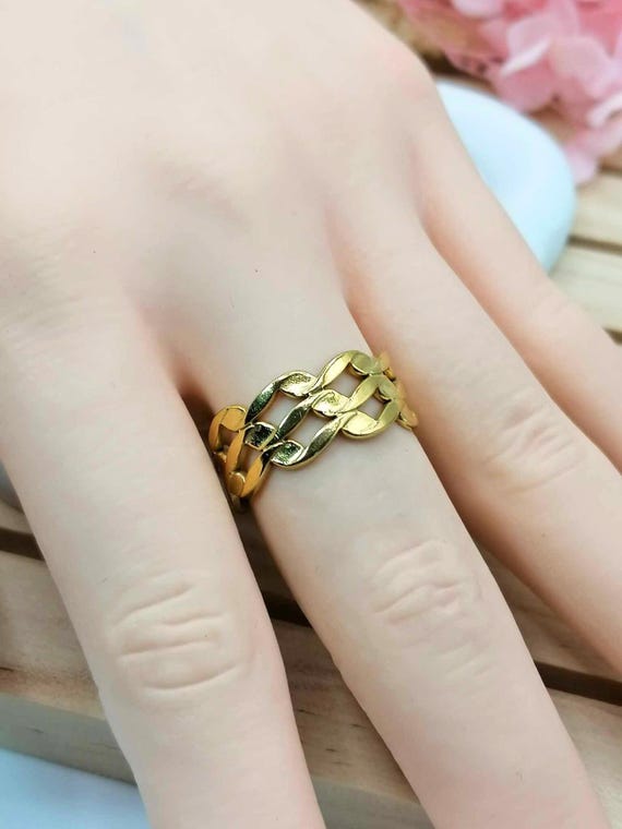 Adjustable stainless steel ring - Braided ring - gold mesh inspiration - gold color - trendy ring - Hypoallergenic jewelry