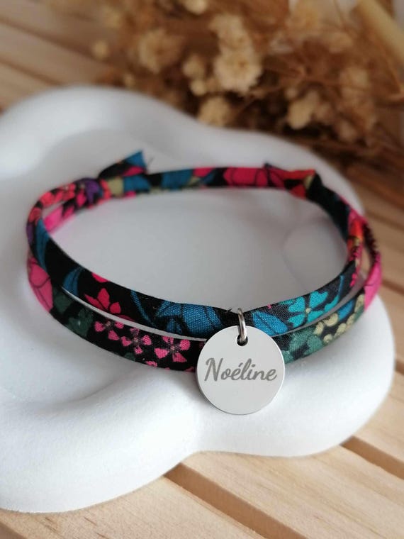 Personalized liberty bracelet with engraved medals, Gift for Mom, Grandma, Godmother, Birth jewelry, personalized gift, first name bracelet.
