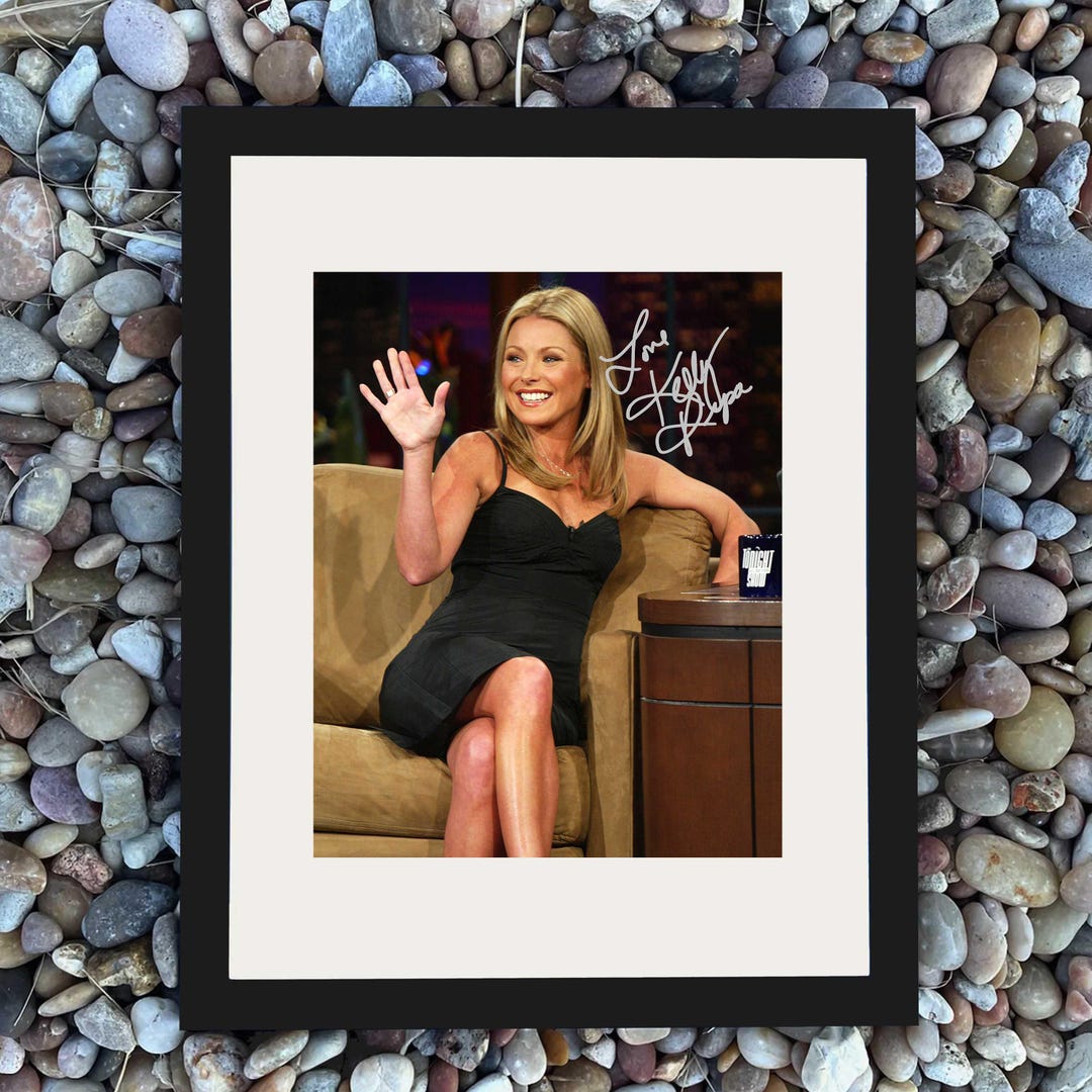 Kelly Ripa Autograph Signed REPRINT Daytime Icon & Media Powerhouse ...