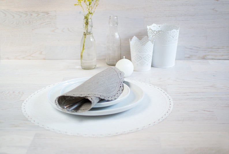 White Linen Placemats Wedding Dinner Placemats Round Placemats Etsy