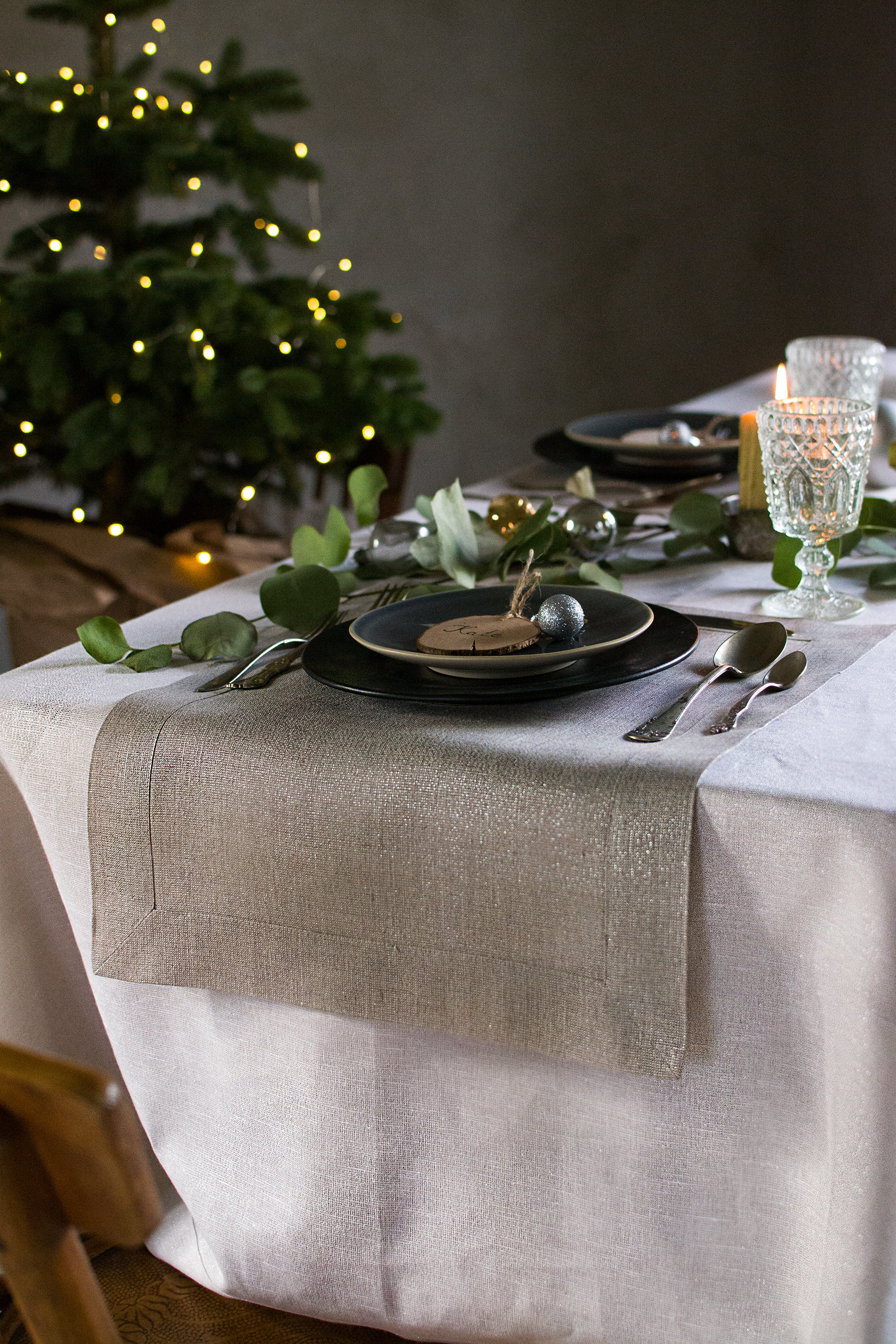 Silver Linen Placemats Sparkly Hanukkah Metallic Table Decor Set of Table  Mats Wedding Party Place Setting Christmas Dinner Table Scapes - Etsy, image size:2000x3000