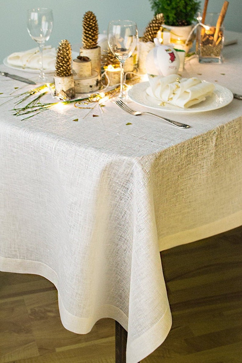 Large Gold Tablecloth Wedding Dinner Table Scapes Sparkly Wide Table ...