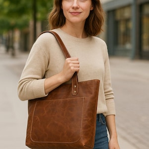 Personalized Genuine Leather Tote Bag, Handmade Custom Anniversary Gift for Women, Zipper Purse , Travel Essential, Bridesmaid Leather Bag