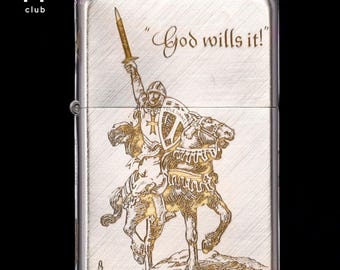 Knight Engraved Windproof Lighter – Medieval Crusader Design with “God Wills It” Quote, Vintage Metal Collectible Gift