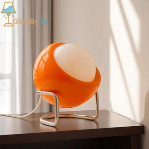 Lámpara de mesa de estilo espacial, estilo retro de los años 60 y 70, moderna de mediados de siglo, con globo, LED de vidrio esmerilado en amarillo anaranjado, lámpara de escritorio vintage MCM.