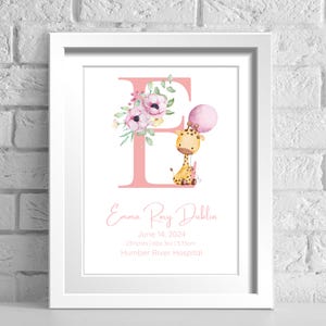Arte de letras personalizada com inicial de animal da selva, impressão de parede para berçário, nome de bebê personalizado, presente digital ou emoldurado