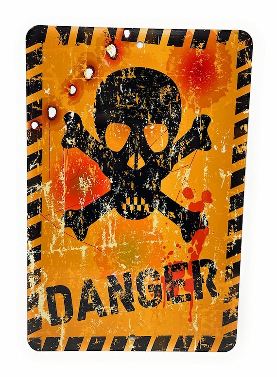 DANGER With SKULL & CROSSBONES 8x12 Novelty Aluminum Parking Sign