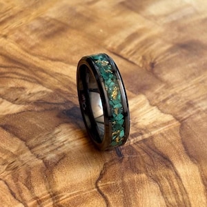 Malachite & Gold Flake Ring - Black Ceramic Band - Wedding Ring - Green Stone Inlay - Mens Engagement Ring - Unique Handmade Jewelry Gift