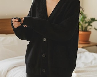 Oversized Black Slouchy Cardigan, Loose Fit V-Neck Knit Sweater, Button-Up Jumper