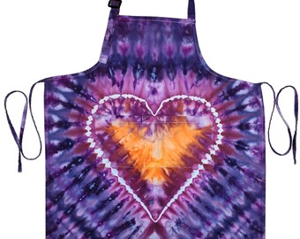 Ice dyed adjustable apron, triple pockets. For the kitchen, garden, bar, craft projects. Adult size with ties. Great gift idea.