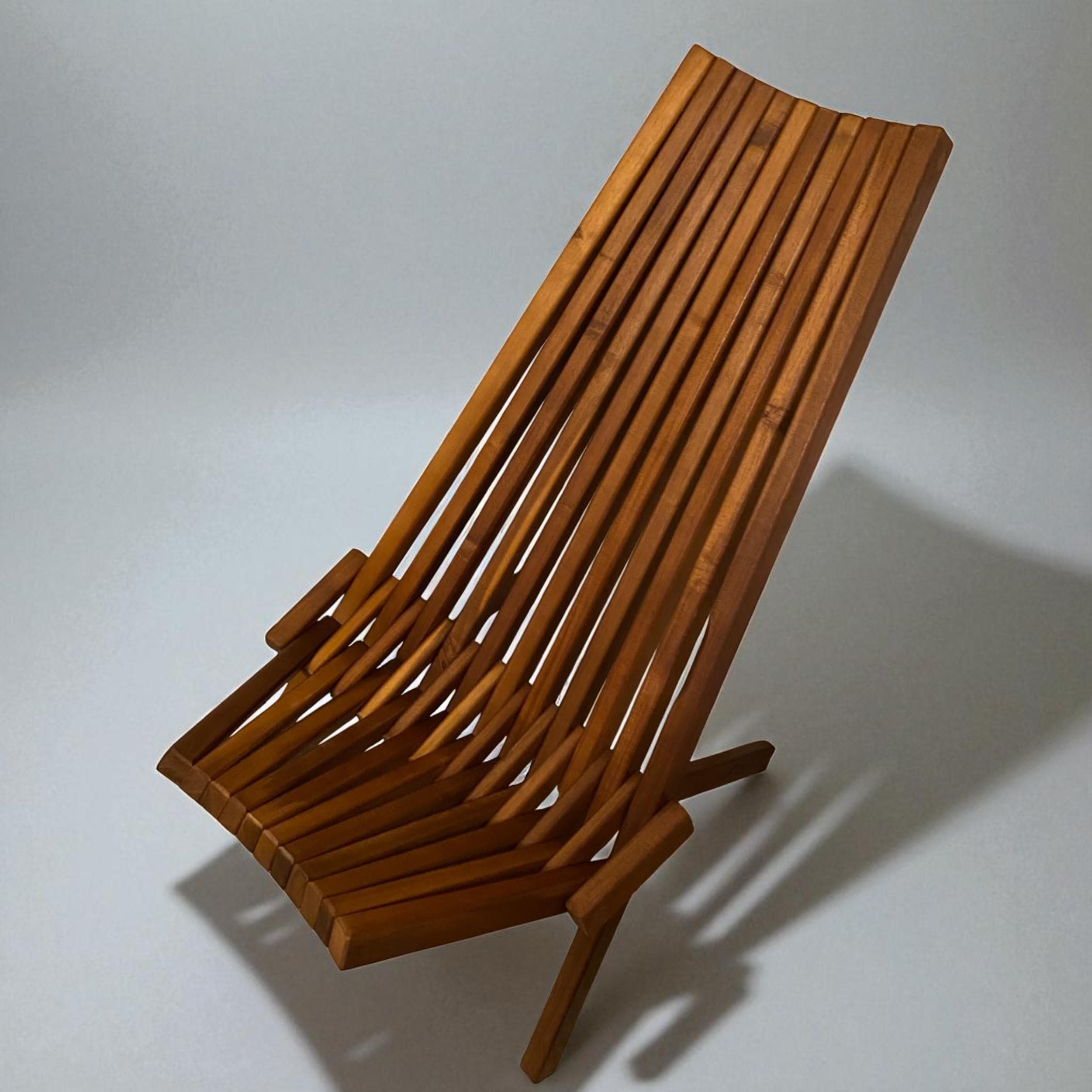 Acacia Wood Folding Tamarack Chairs: Low Profile Outdoor Seating