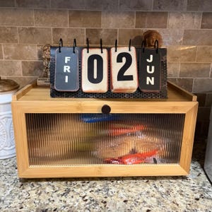 Wooden Bamboo Bread Box for Kitchen Counter-Large Capacity Bread Storage Container Farmhouse Bread Box with Window Bread Holder