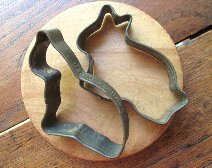 2 Davis Baking Powder Cookie Cutters Rabbit Cat Metal Mold Tin