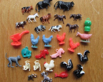 31 Animal Figurines Farm Figures Charms Small Dog Cat Monkey Skunk Fish Cracker Jack Prize Gum Machine Fairy Garden Craft Supplies Vintage