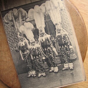 Carnaval de Binche ansichtkaartboek Gilles België Parade Carnaval Festival foto's Sinaasappelen foto's 10 souvenir wenskaarten briefpapier 1940