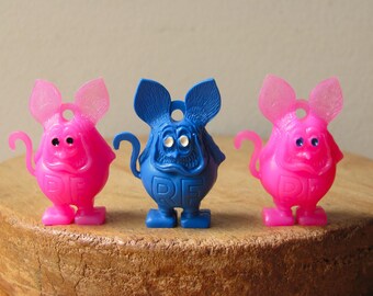 3 Rat Fink Toy Plastic Charm Prizes Pink Blue Miniature Rat Gum Ball Cracker Jack Roth 1960s Collectible Key Chain Pocket Pal Child Jewelry