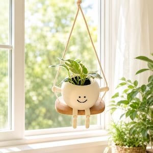 Hanging Swing Planter, 3D Printed Happy Face Plant Pot, Cute Indoor Hanging Planter, Whimsical Window Decor, Unique Plant Lover Gift