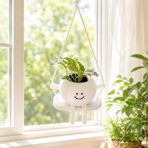 Hanging Swing Planter, 3D Printed Happy Face Plant Pot, Cute Indoor Hanging Planter, Whimsical Window Decor, Unique Plant Lover Gift