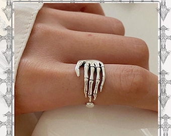 Adjustable Skeleton Hand Ring – Vintage Gothic Copper Cuff Ring for Women