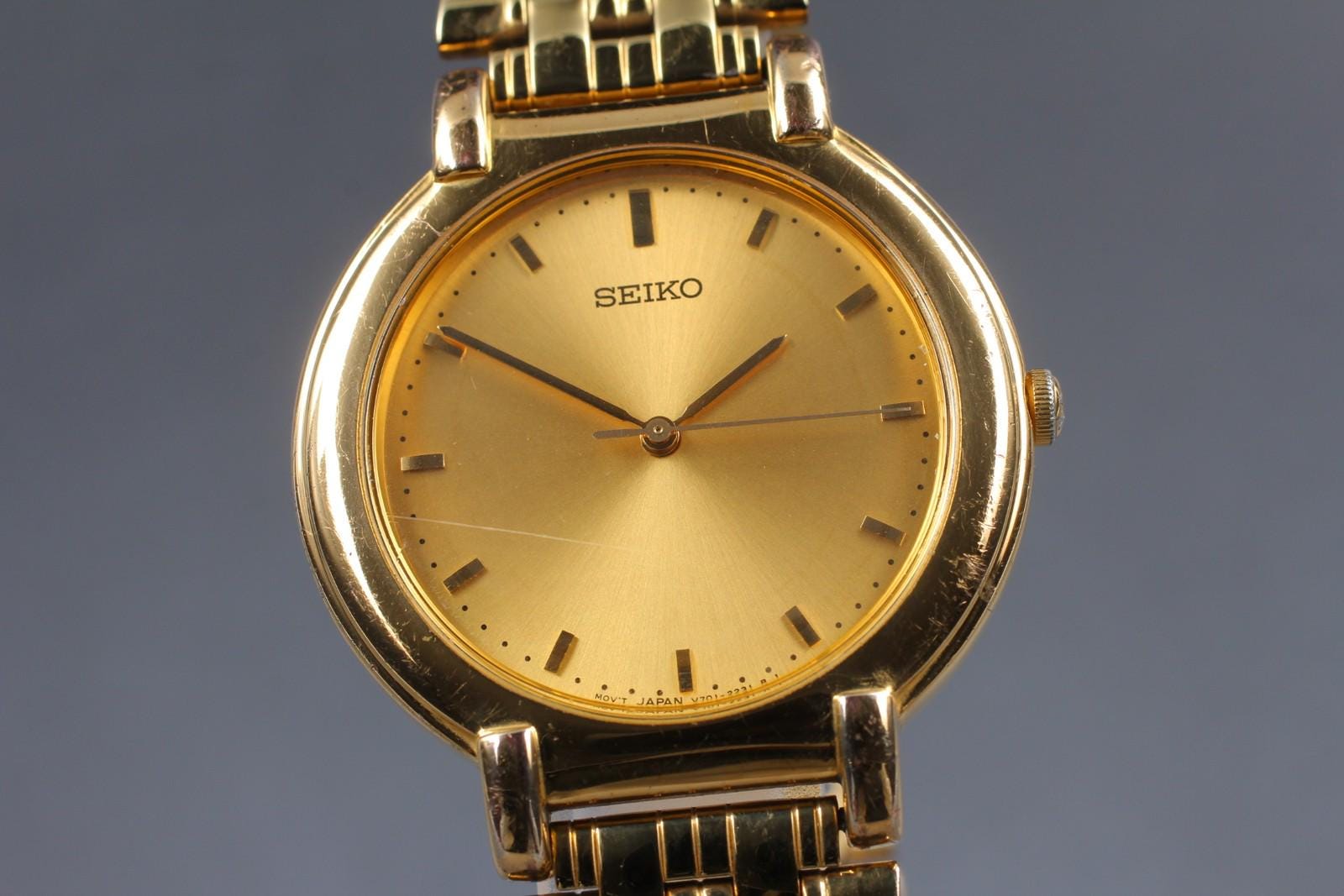 セイコー V701-1K00 腕時計 ウォッチ クォーツ ローマン ゴールド色 Vintage Seiko SX Watch Unisex 33mm Gold Tone V701-1K00 Adjustable