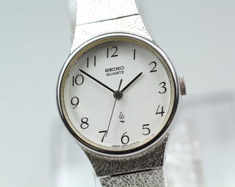 ◇良品 稼働 Seiko メンズ 腕時計 1976年製 ヴィンテージ 梨地仕上げ