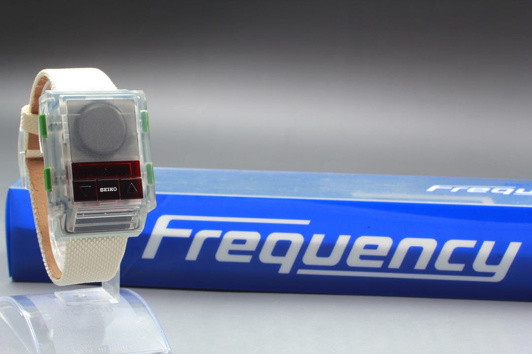 セイコー フリークエンシー FREQUENCY B010-4000 小室哲哉 セイコー フリークエンシー FREQUENCY B010-4000 小室哲哉 希少【Nos