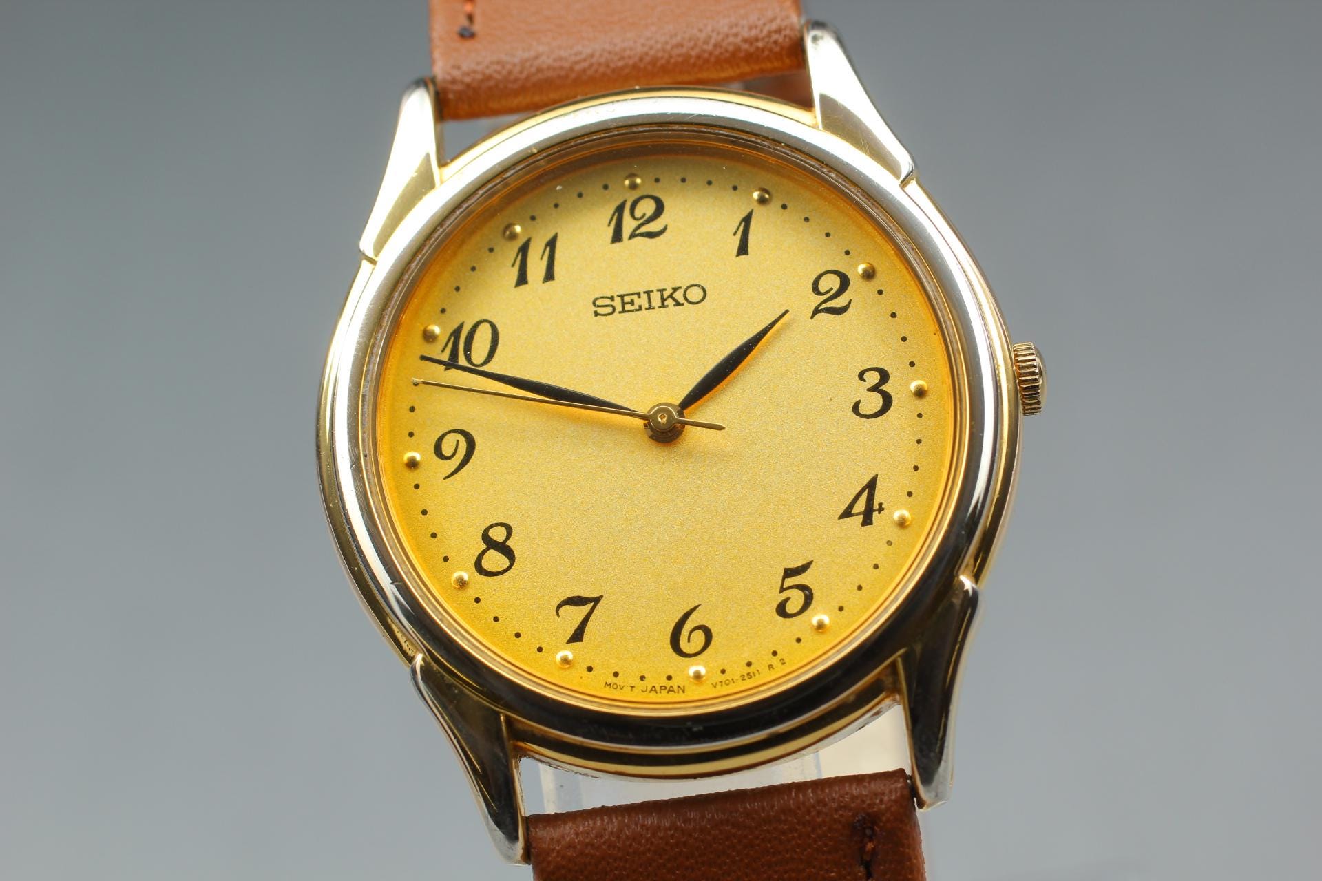 Seiko V701 - Etsy