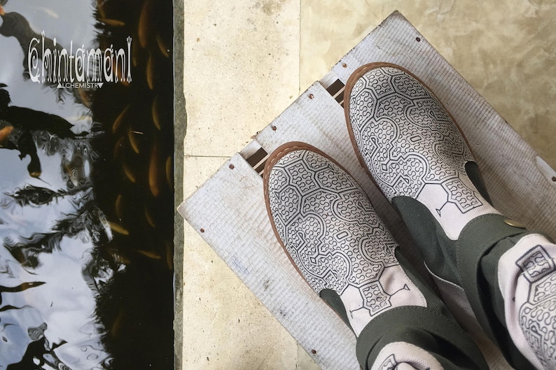 Botas veganas boho para mujer ∆ Zapatos hippies de lona de algodón ∆ Botas altas para festivales ∆ Botas tribales del desierto indio Shipibo / Unisex / 2 colores imagen 16