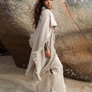 Festivalponcho ∆ Dam Boho Kofta Jacka ∆ Rå Bomull Boho Morgonrock ∆ Vidärmad Överdimensionerad Kimono Omlotttopp ∆ Nomadkläder Outfit bild 6
