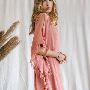 Rosa Gudinna Poncho Klänning ∆ Boho Festivalkläder Sommartunika Strandklänning ∆ Loungeklänning ∆ Hållbar Plus Size Klänning / Rosa bild 10