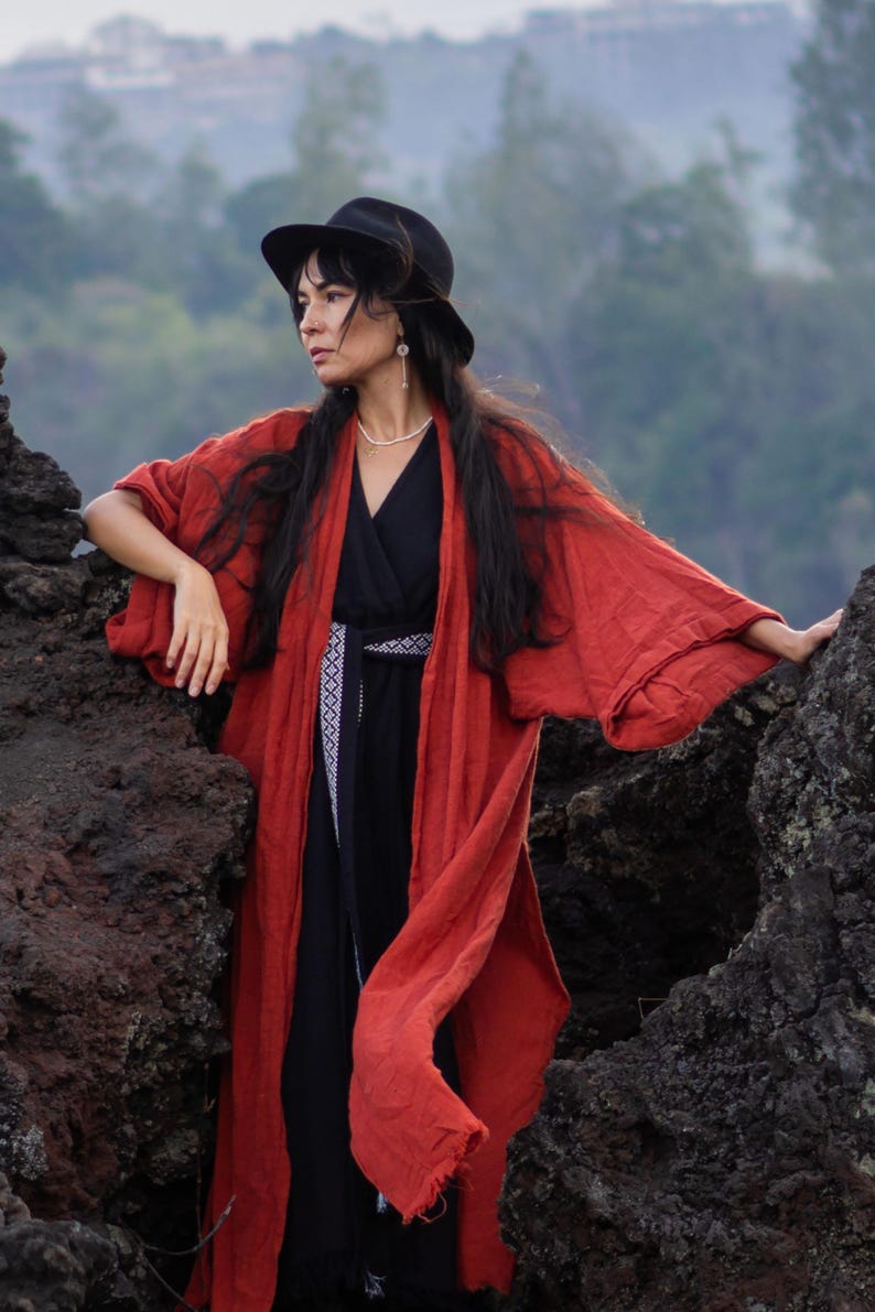 Bata kimono de algodón crudo ∆ Chaqueta cruzada tipo cárdigan bohemio ∆ Vestido maxi bohemio ∆ Top gitano de estilo tribal ∆ Vestido playero Miami Long Beach / Ocre rojo imagen 12