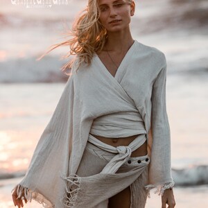 Top estilo boho cruzado para mujer ∆ Ropa boho, top kimono ∆ Ropa orgánica ∆ Top corto de manga ancha ∆ Ropa boho estilo hippie gitano / Blanco roto imagen 17